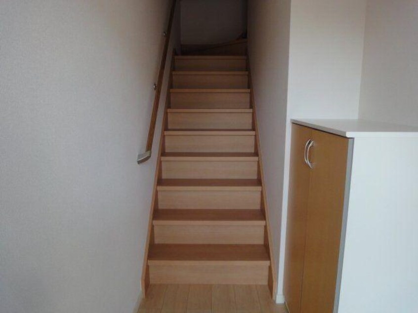  名鉄豊田線/赤池駅 バス24分「白山停」下車:停歩6分 1-2階 築11年