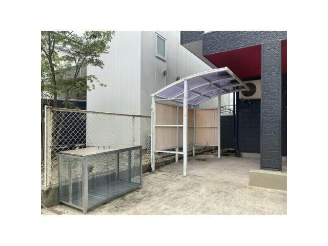  愛知高速交通東部丘陵線<リニモ>/公園西駅 徒歩30分 1階 築32年