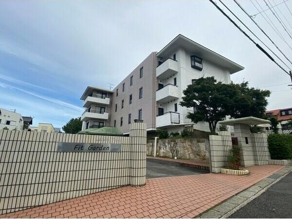  名古屋市営地下鉄東山線/星ヶ丘駅 バス20分「名鉄バス　門木」停下車:停歩4分 1階 築33年