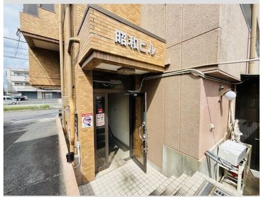  愛知高速交通東部丘陵線<リニモ>/長久手古戦場駅 徒歩14分 2階 築39年