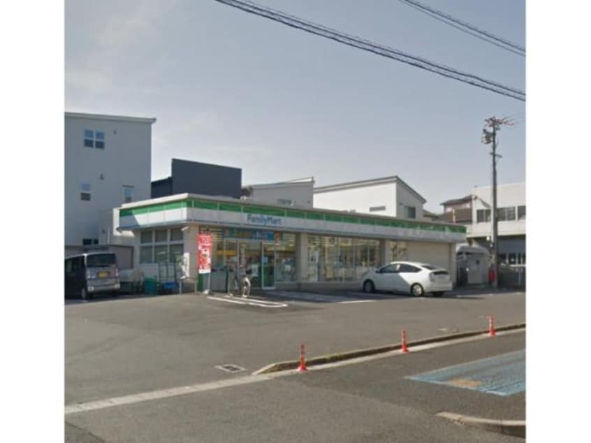 ファミリーマート長久手グリーンロード店(コンビニ)まで1041m 愛知高速交通東部丘陵線<リニモ>/長久手古戦場駅 徒歩14分 2階 築39年