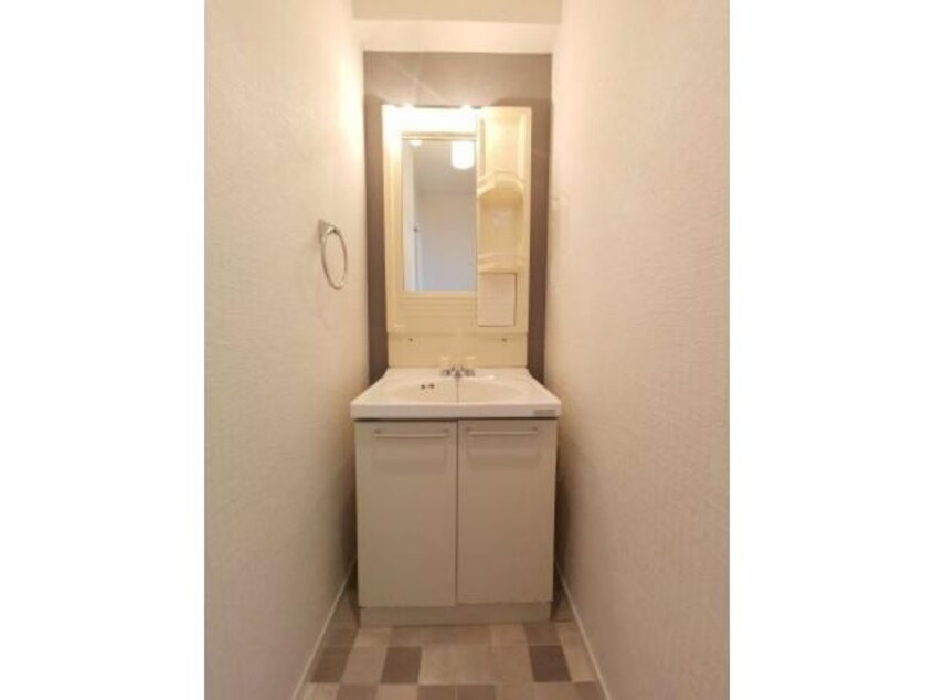  レジデンス　オーミ