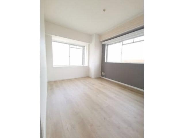  レジデンス　オーミ