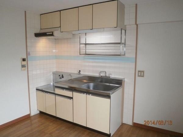  名古屋市営地下鉄東山線/本郷駅 バス11分「市バス極楽」停下車:停歩2分 4階 築36年