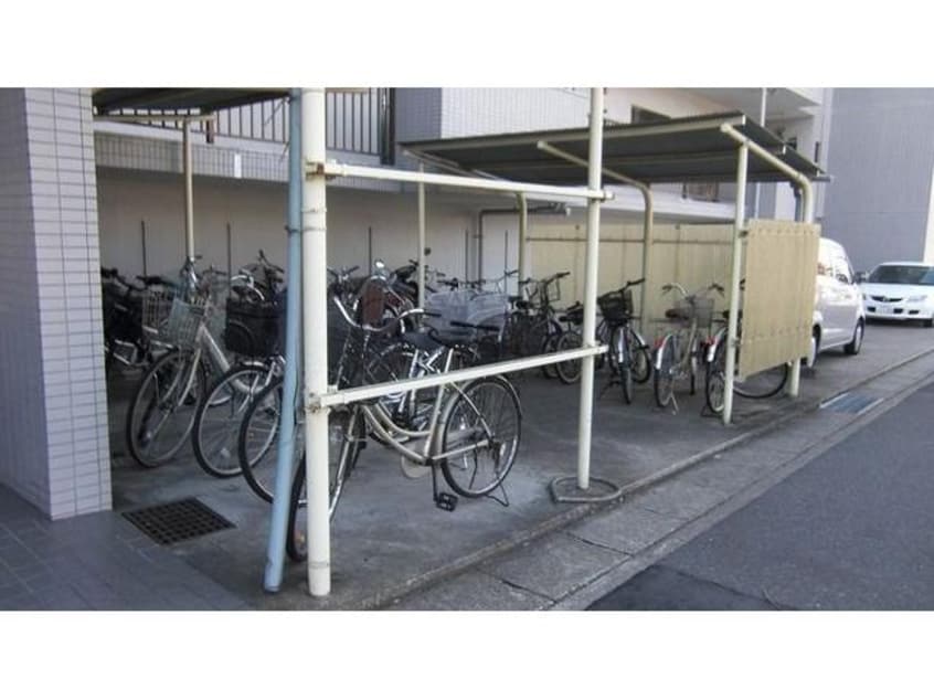  名古屋市営地下鉄東山線/本郷駅 バス11分「市バス極楽」停下車:停歩2分 2階 築36年