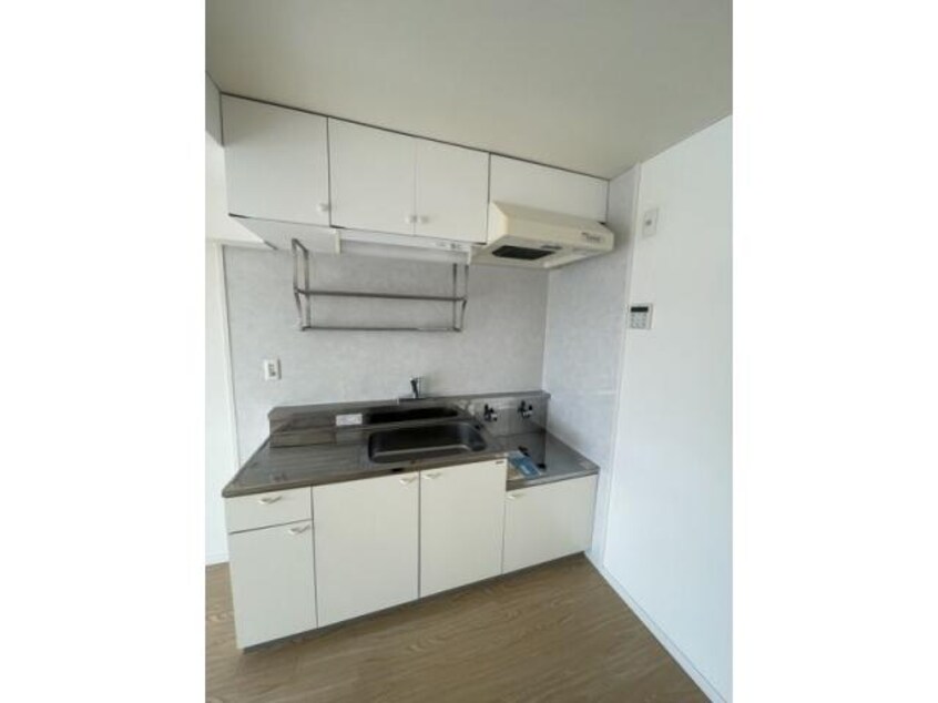  名古屋市営地下鉄東山線/本郷駅 バス13分「市バス大針」停下車:停歩2分 4階 築40年