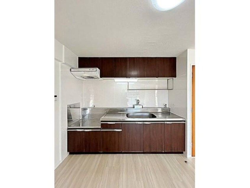  名古屋市営地下鉄東山線/本郷駅 徒歩42分 2階 築36年