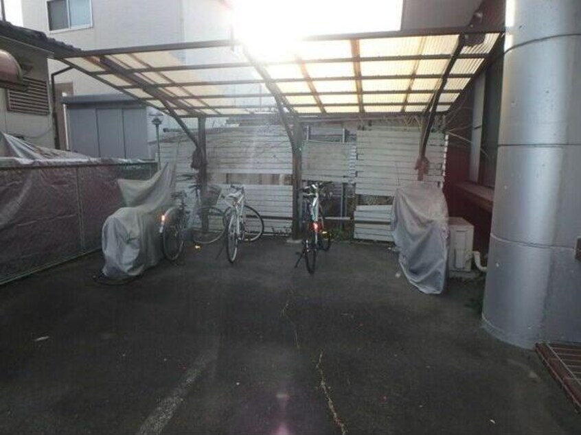  愛知高速交通東部丘陵線<リニモ>/杁ケ池公園駅 徒歩37分 4階 築37年