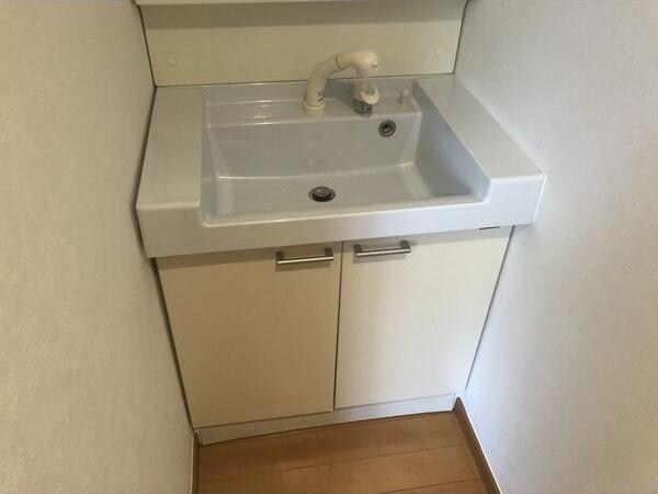  名古屋市営地下鉄東山線/一社駅 徒歩18分 1階 築18年