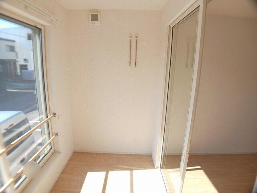  名古屋市営地下鉄東山線/星ヶ丘駅 バス23分「岩崎南口」停下車:停歩2分 1階 築6年