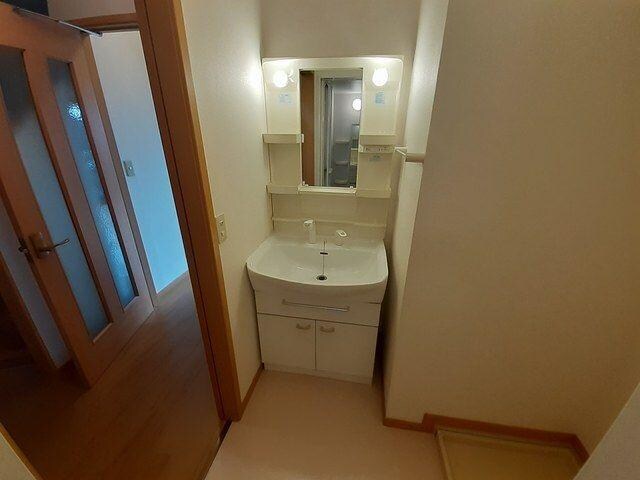  名古屋市営地下鉄鶴舞線/平針駅 バス8分梅森台一丁目下車:停歩5分 1階 築20年