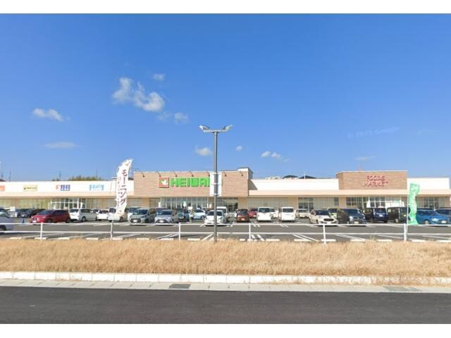 平和堂日進香久山店(スーパー)まで565m 名古屋市営地下鉄鶴舞線/平針駅 バス8分梅森台一丁目下車:停歩5分 1階 築20年