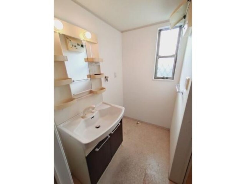  愛知高速交通東部丘陵線<リニモ>/杁ケ池公園駅 徒歩48分 1階 築15年