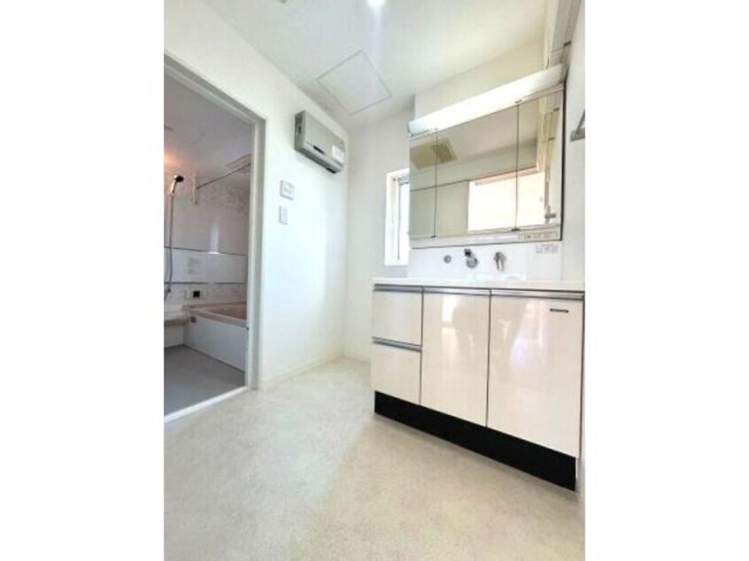  愛知高速交通東部丘陵線<リニモ>/はなみずき通駅 徒歩13分 1-2階 築13年