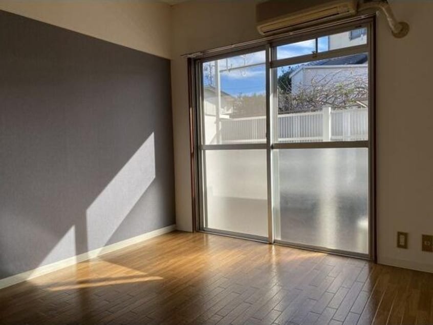  愛知高速交通東部丘陵線<リニモ>/はなみずき通駅 徒歩8分 1階 築38年