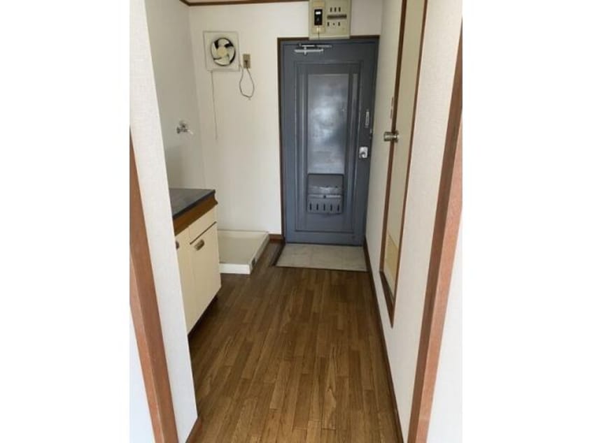  愛知高速交通東部丘陵線<リニモ>/はなみずき通駅 徒歩8分 1階 築38年