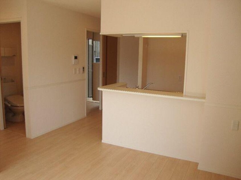  名古屋市営地下鉄東山線/星ヶ丘駅 バス13分梅森坂停下車:停歩1分 1-2階 築10年