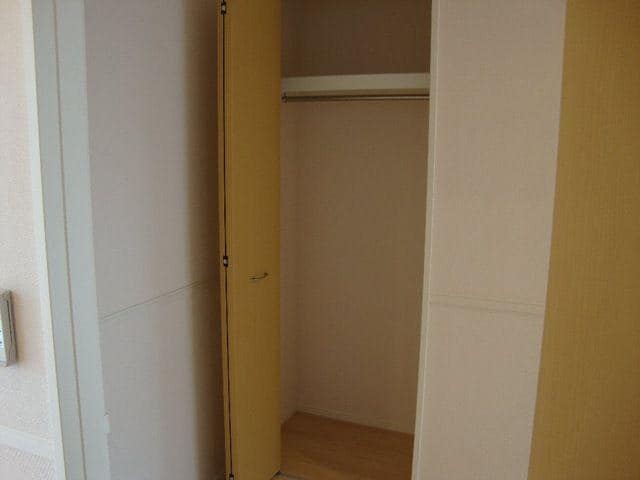  名古屋市営地下鉄東山線/星ヶ丘駅 バス13分梅森坂停下車:停歩1分 1-2階 築10年