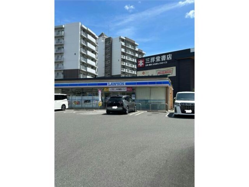 ローソン日進香久山四丁目店(コンビニ)まで629m パルケ香久山