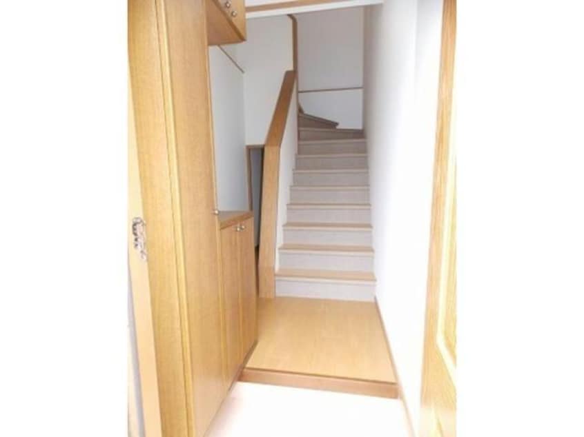  クレストール見次A