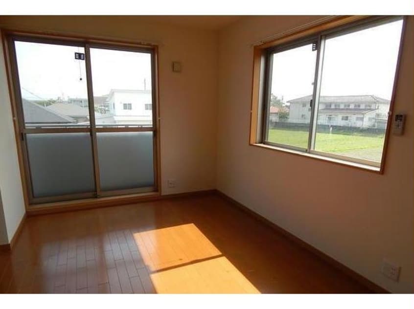  レジデンス内山田