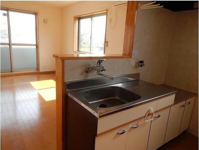  レジデンス内山田