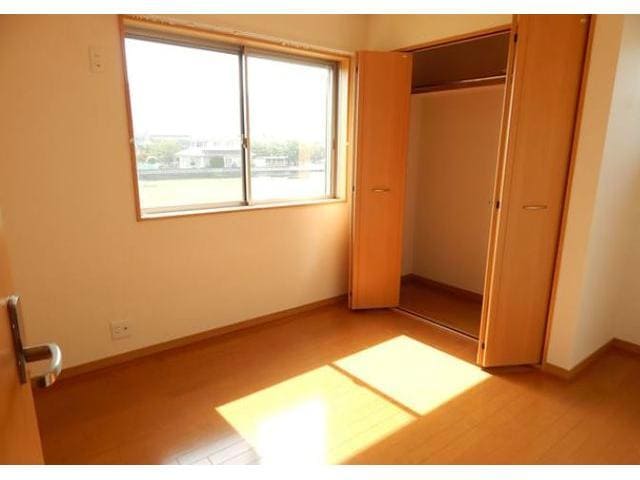  レジデンス内山田