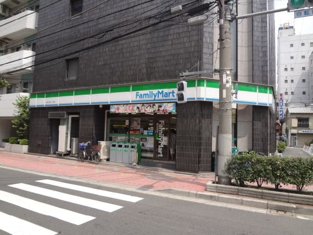 ﾌｧﾐﾘｰﾏｰﾄ 台東三筋店(コンビニ)まで303m フィルモア　ワン