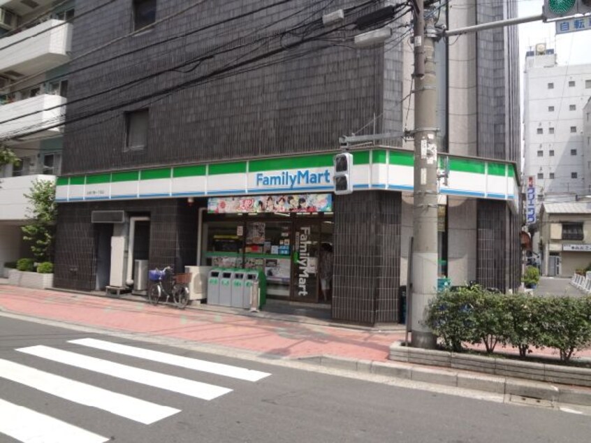 ﾌｧﾐﾘｰﾏｰﾄ 台東三筋店(コンビニ)まで303m フィルモア　ワン