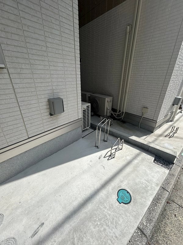  ラリュール清川B