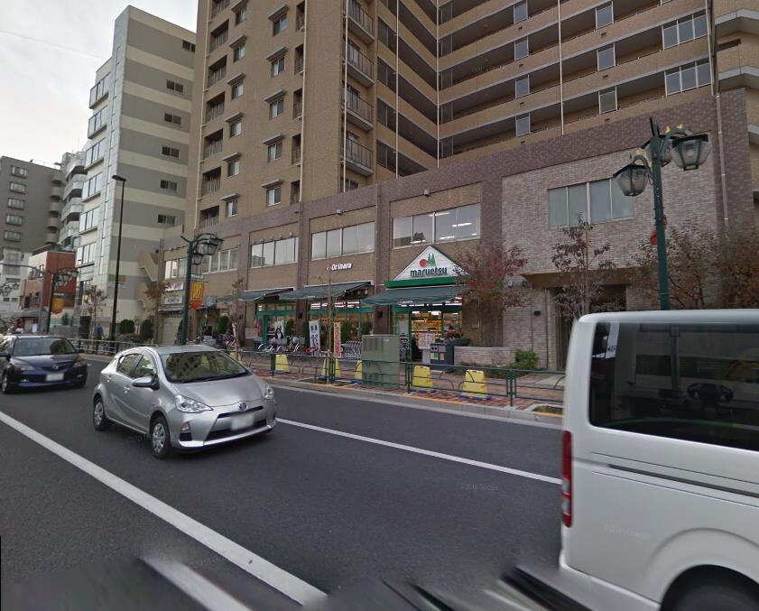 ﾏﾙｴﾂ 西日暮里店(スーパー)まで725m セレスティア荒川