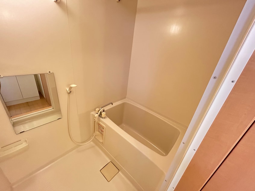  ベルシャトレ三島