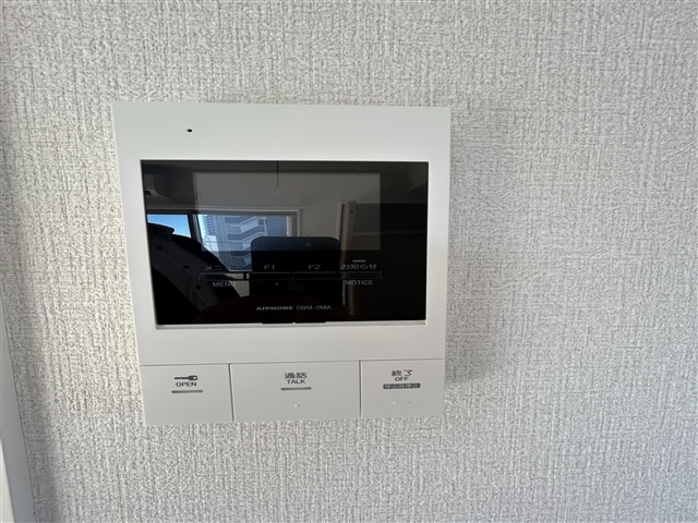  フレード高島町