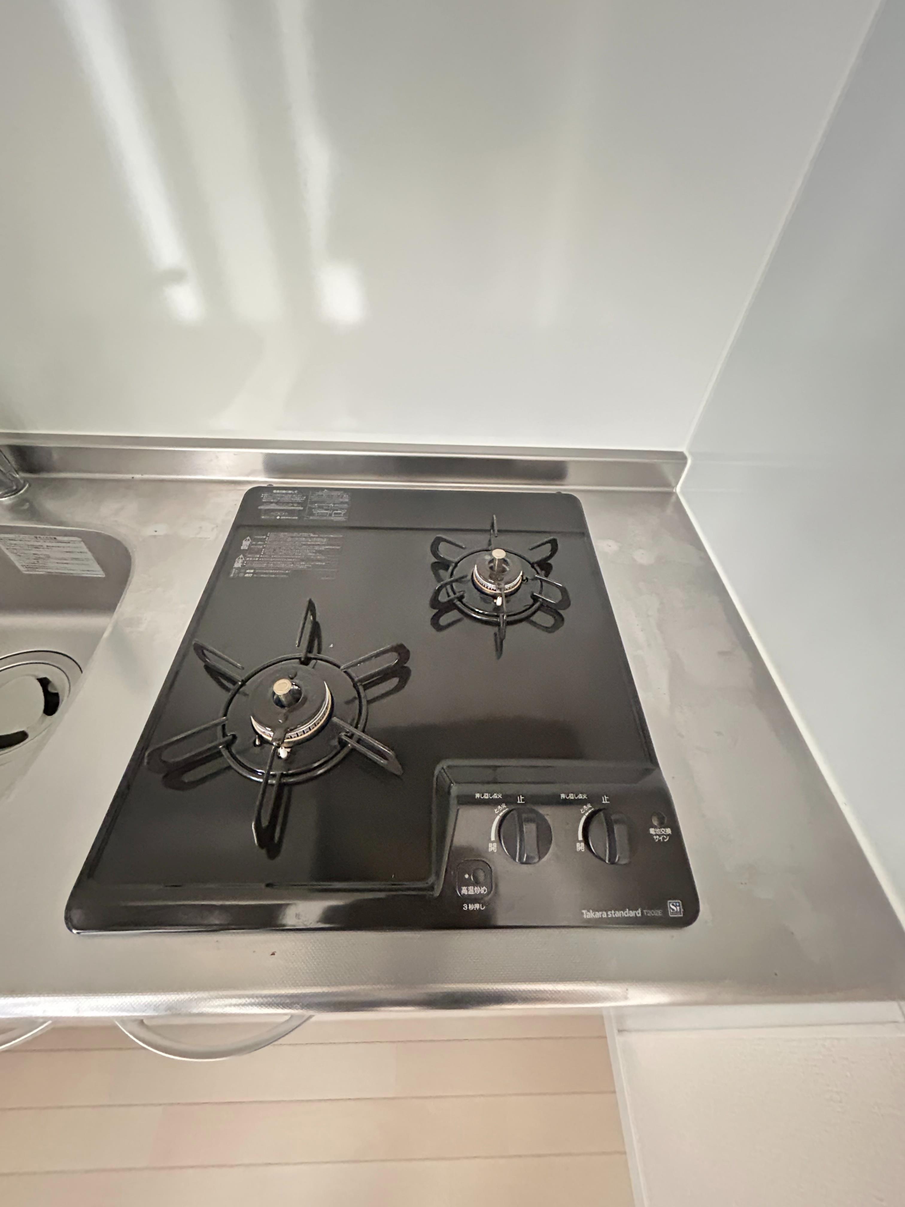  フレード高島町