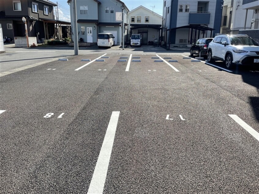  ヴィガラス川成新町