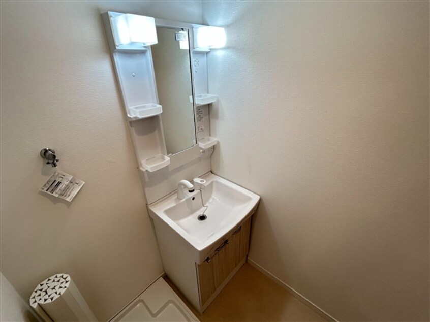  ヴィガラス川成新町