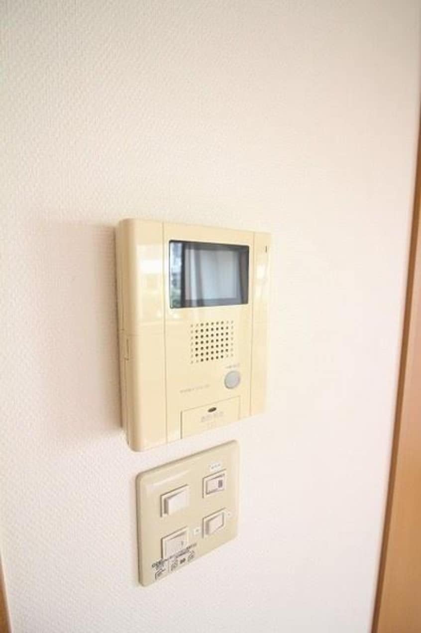  ウィン・ロイヤルプラザ加藤学園前