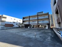 アヴェニュー高島