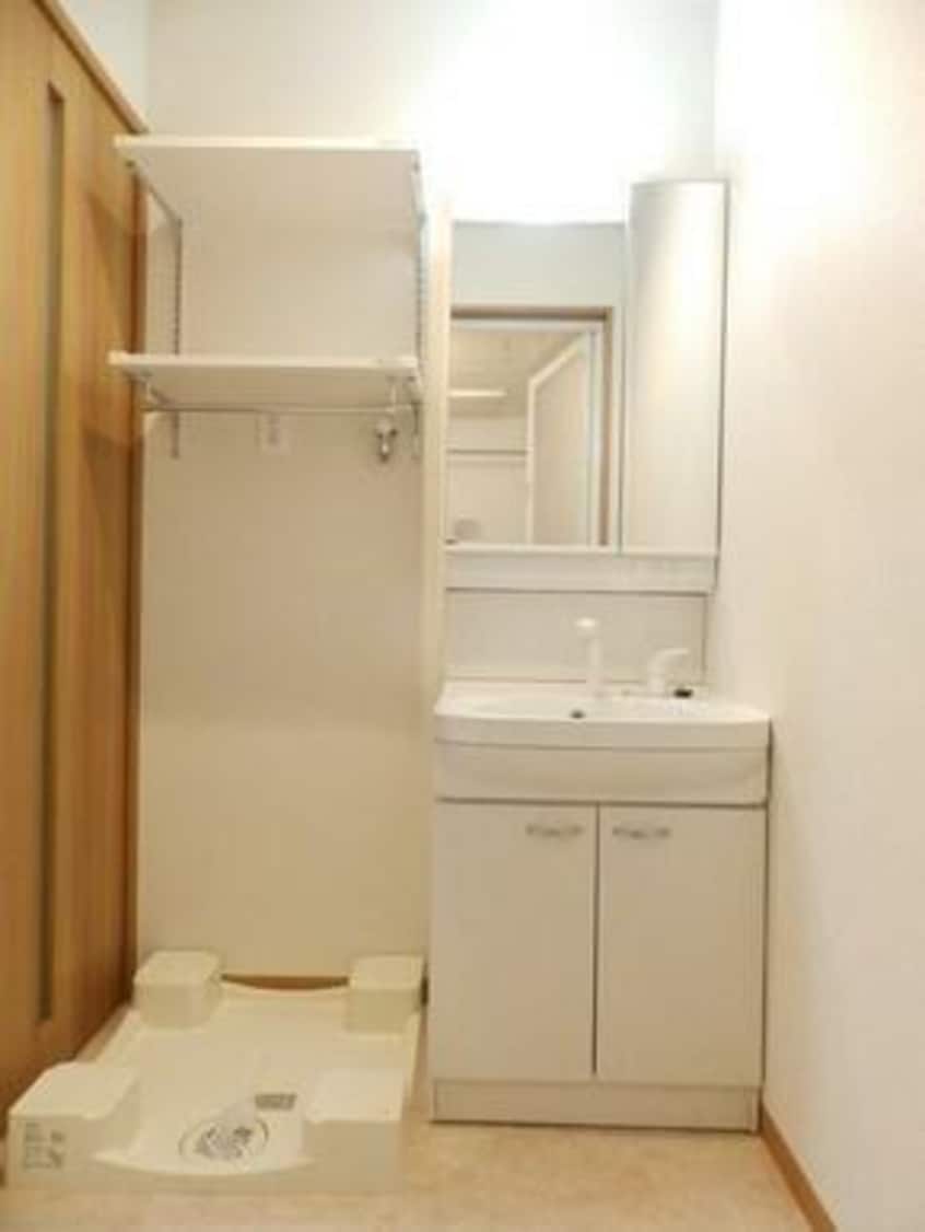  サテンエステート