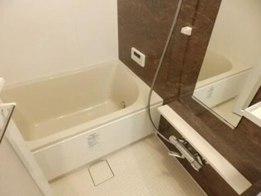  サテンエステート