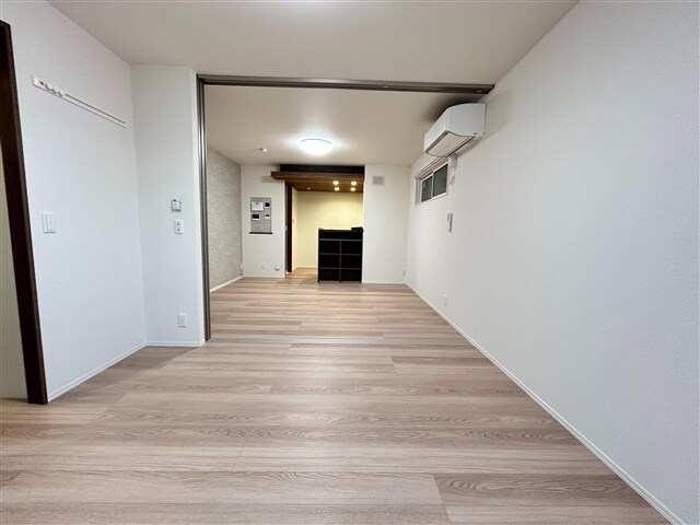  D-Crinum 本田町