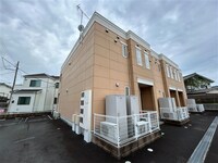 ウィステリア・リッシュ