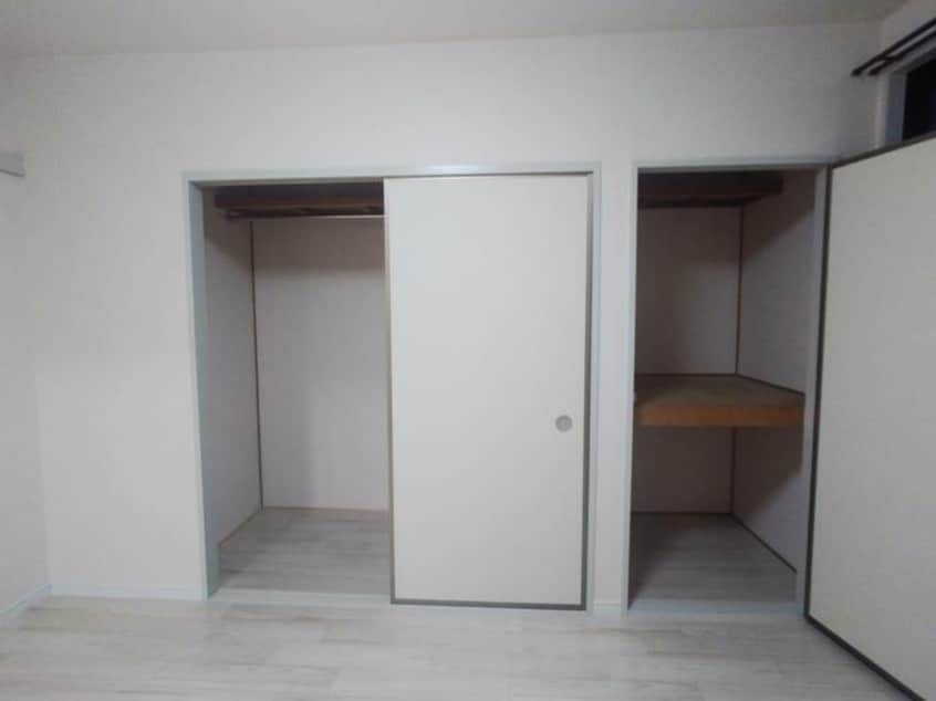  オークビレッジ花園B