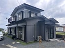 青葉の丘とクローバーの外観