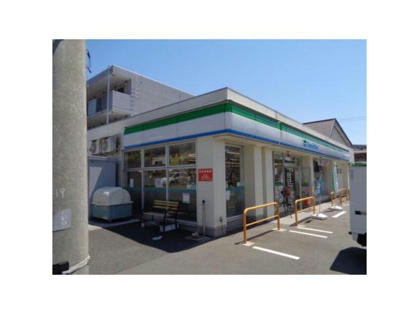 ファミリーマート盛岡高松1丁目店(コンビニ)まで250m※コンビニエンスストア 森ノ庵A棟