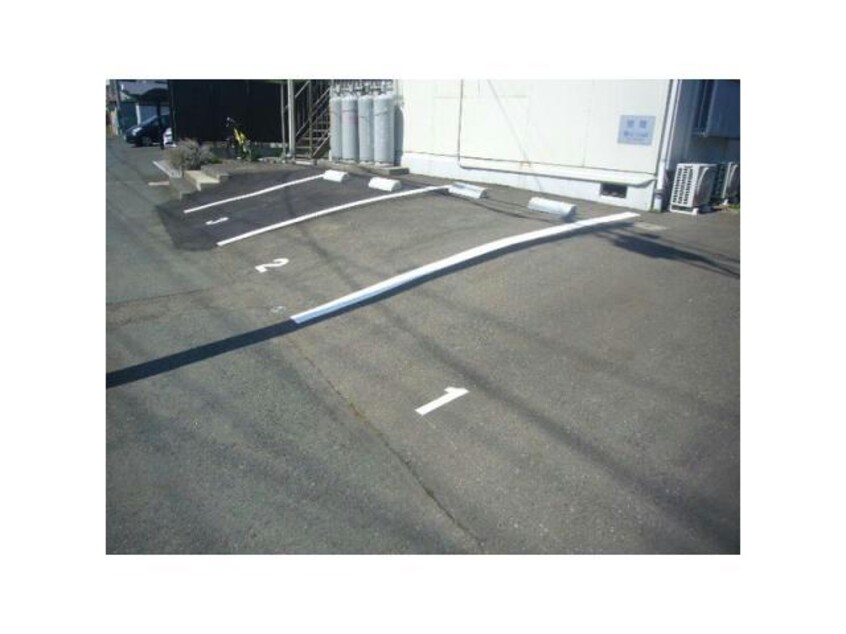 駐車場 ルミウスK