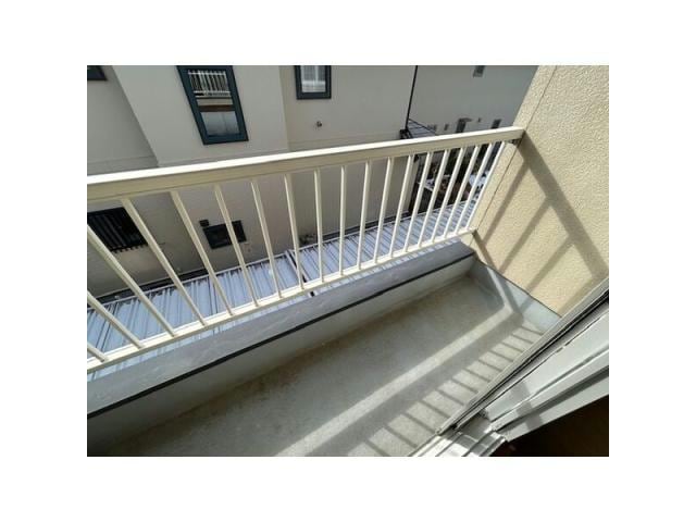 ベランダ メゾンミタケB棟