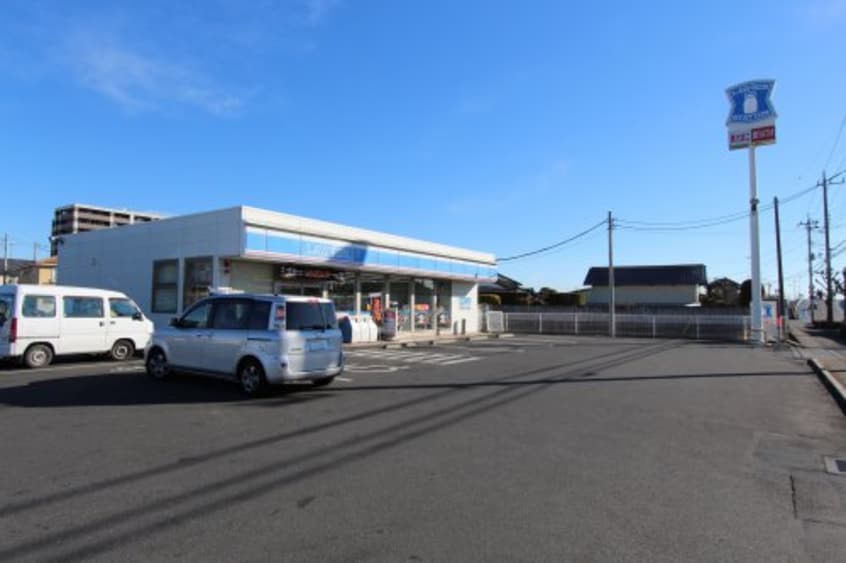 ローソン 足利朝倉町店(コンビニ)まで751m Ｄ-ｒｏｏｍ ｉｂｕｋｉ