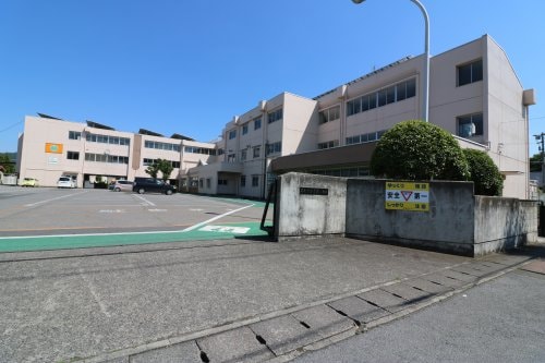 足利市立青葉小学校 567m Marronnier Jardin Ａ「マロニエジャルダンＡ」