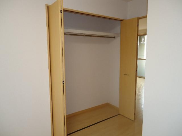 クローゼット エクセルハイム